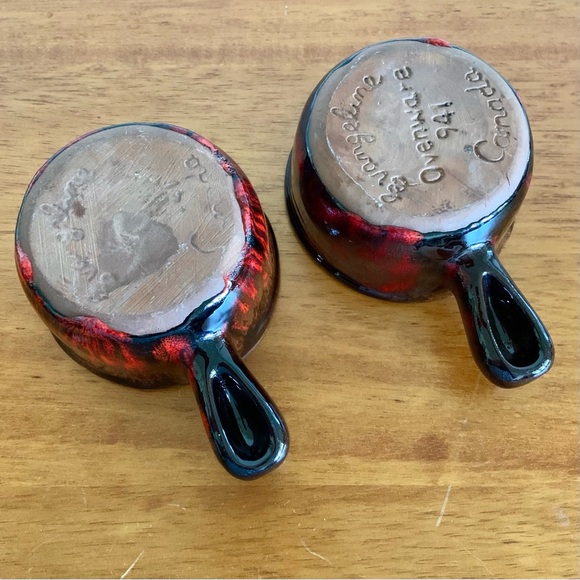 Mid-century Evangeline pottery handled bowls 🇨🇦 - Picture 5 of 9